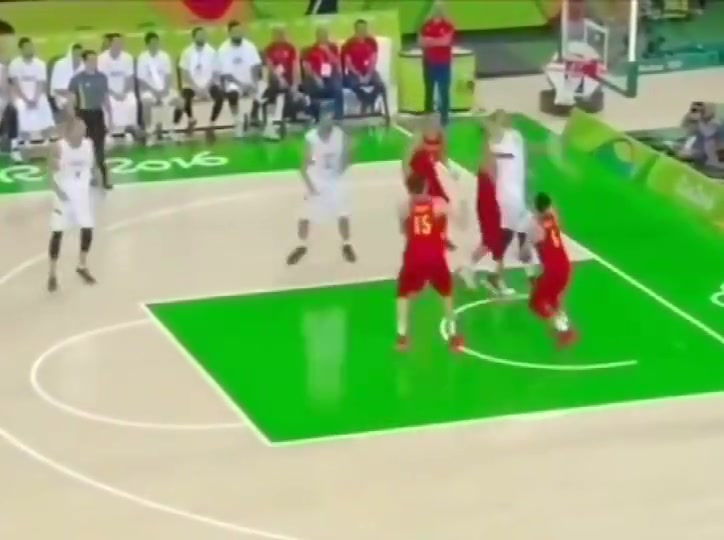 當年周琦在奧運會上對約基奇這一攻一防可還行