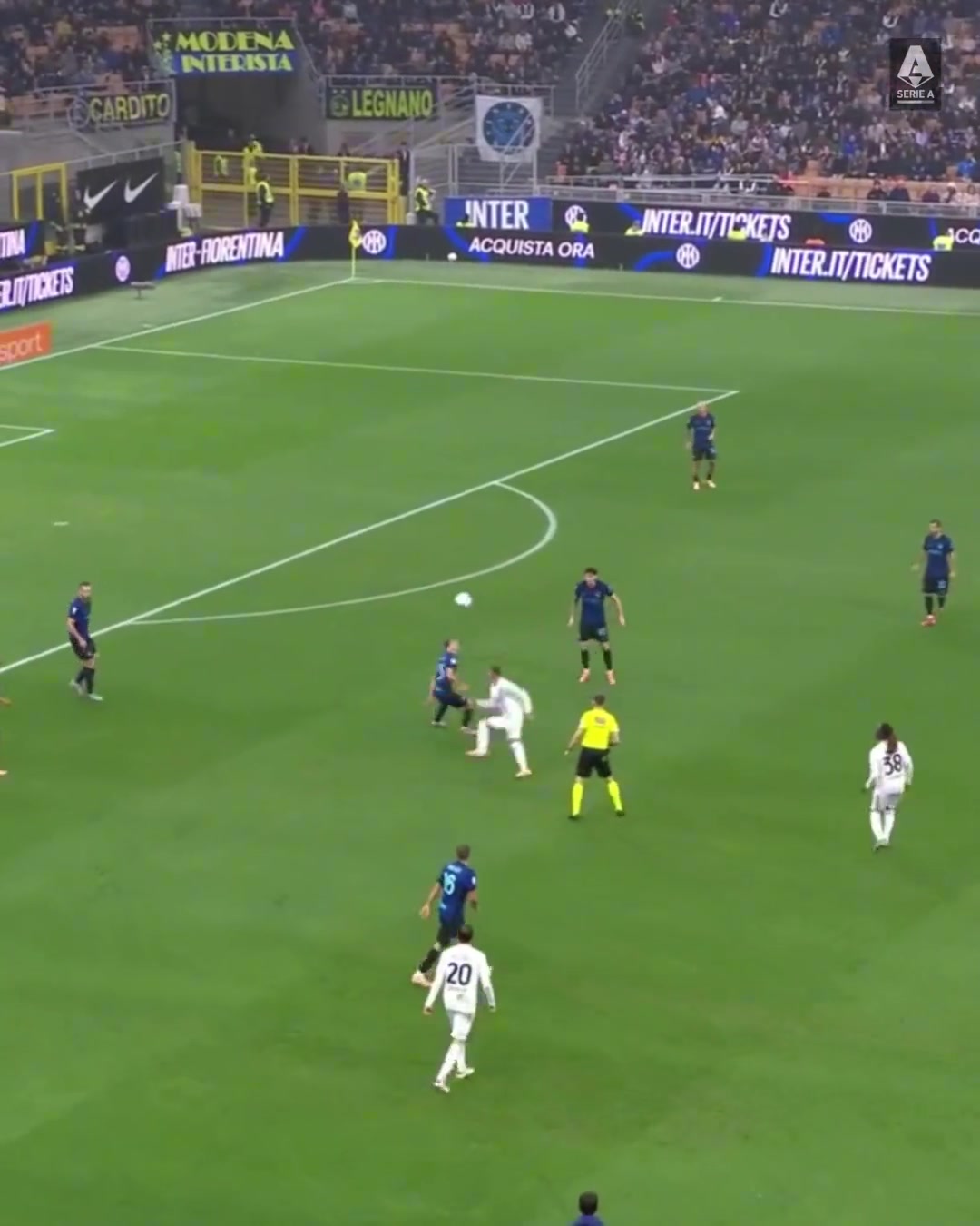 揮灑自如巴雷拉這一下真的太寫(xiě)意了